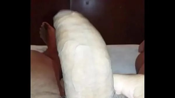 Quente pulling my cock, who wants meu tubo