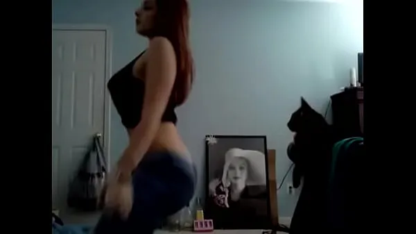 뜨거운 Millie Acera Twerking my ass while playing with my pussy 내 튜브