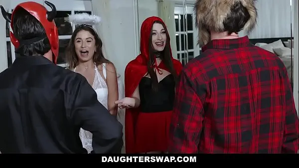 Hot Cosplay (Lacey Channing) (Pamela Morrison) Receive Juicy Halloween Treat From StepDaddies my Tube
