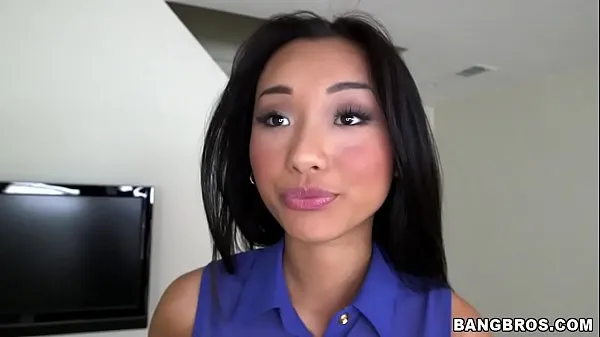 Chaud BANGBROS - La teen asiatique Alina Li prend une grosse bouchée de Brannon Rhoades mon tube