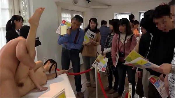 Chaud Enfoncer des jeunes gars japonais à l'exposition d'art mon tube