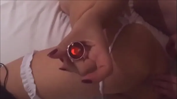 Hot My young wife asked for a plug in her ass not to feel too much pain while her black friend fucks her - real amateur - complete in red my Tube