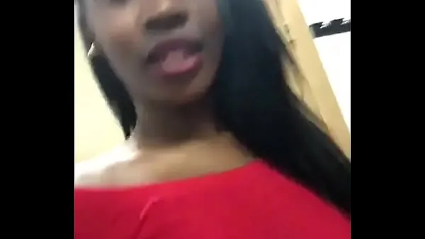 Caliente Kenyan Bitch sending nudes to her man mi tubo