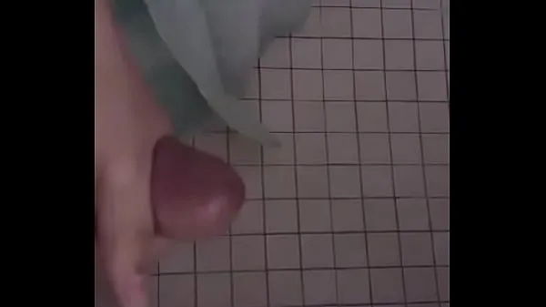 Hot Cumming a lot in the shower my Tube