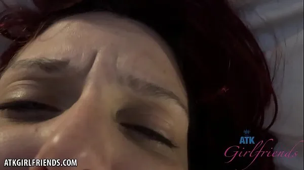 Heiß Privates Video und GFE-Erfahrung mit Amateur Redhead in einem Hotelzimmer (gefilmt POV) beim Ficken ihrer haarigen Muschi und natürlichen Titten - CREAMPIE (Emma Evinsmeine Tube