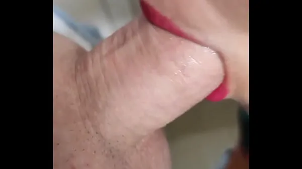 हॉट red lipstick sucking my cock मेरी ट्यूब