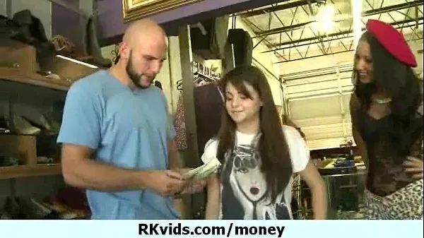 热Girl getting payed for nudity 14我的管子