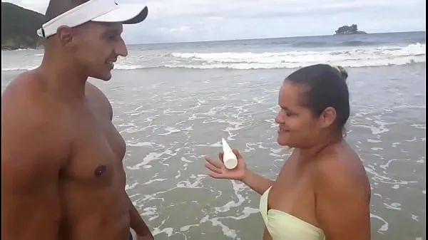 Caliente Conocí a una chica sexy en la playa y me llevé bien. Paty Butt mi tubo