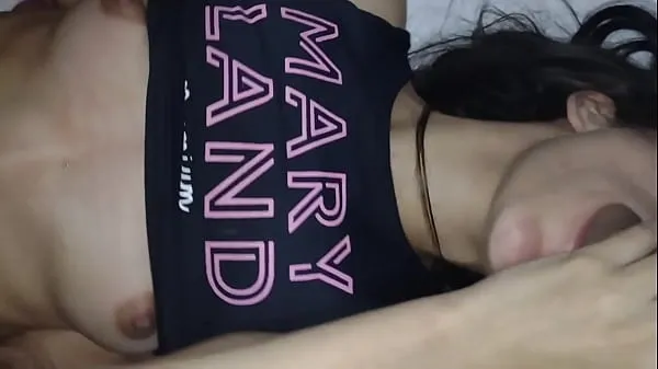 Hot Novinha goes out with 3 guys and fucks without a condom and lets cum in her pussy and mouth (without her husband my Tube