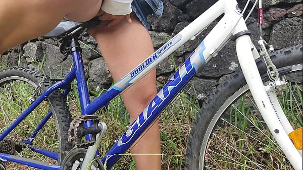Hot Student Girl Riding Bicycle&Masturbating On It After Classes In Public Park my Tube