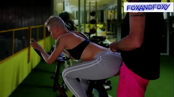 Hot Ass fuck in a GYM right on the exercise bike my Tube