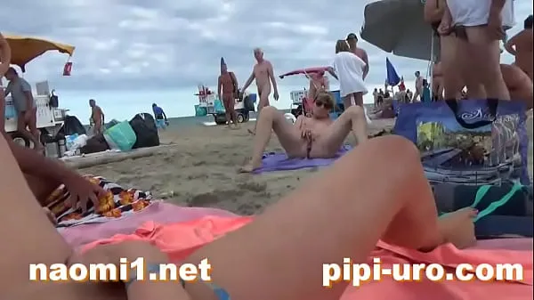 Gorący girl masturbate on beach mojej rurce