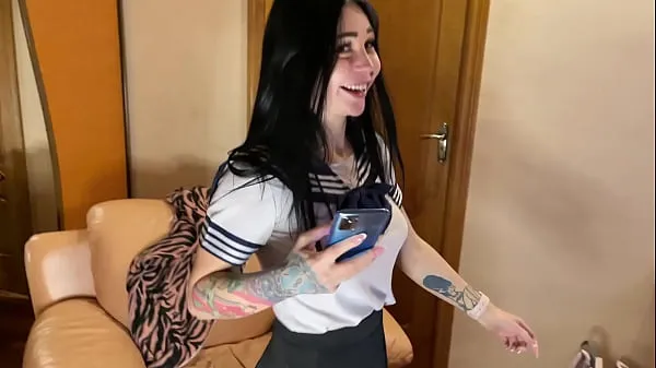 ホットなRussian girl laughing of small penis pic received私のチューブ