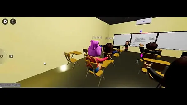 Gorący Futanari fucks me in the classroom in front of the class in Roblox mojej rurce